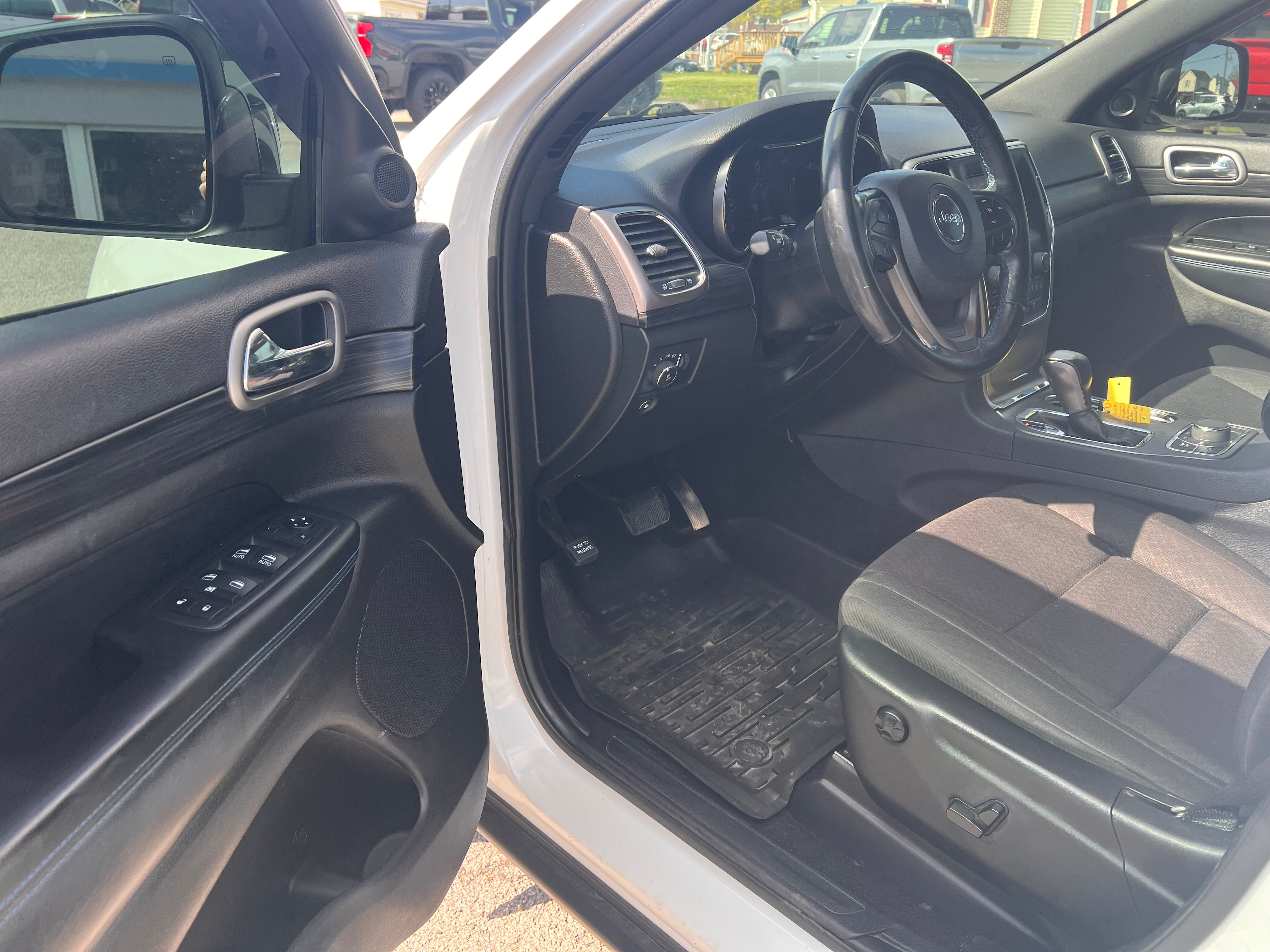 2020 Jeep Grand Cherokee Upland