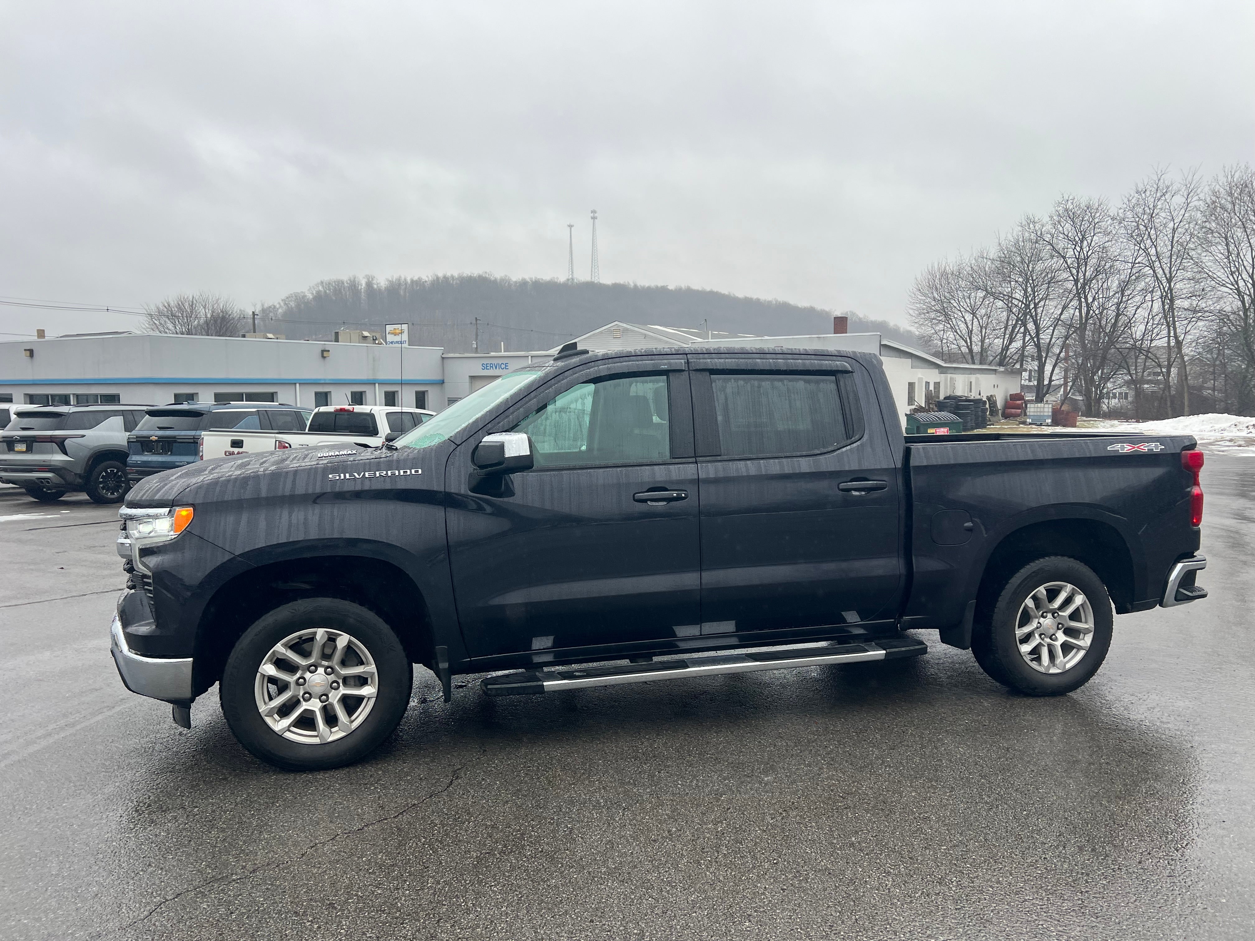 2023 Chevrolet Silverado 1500 LT