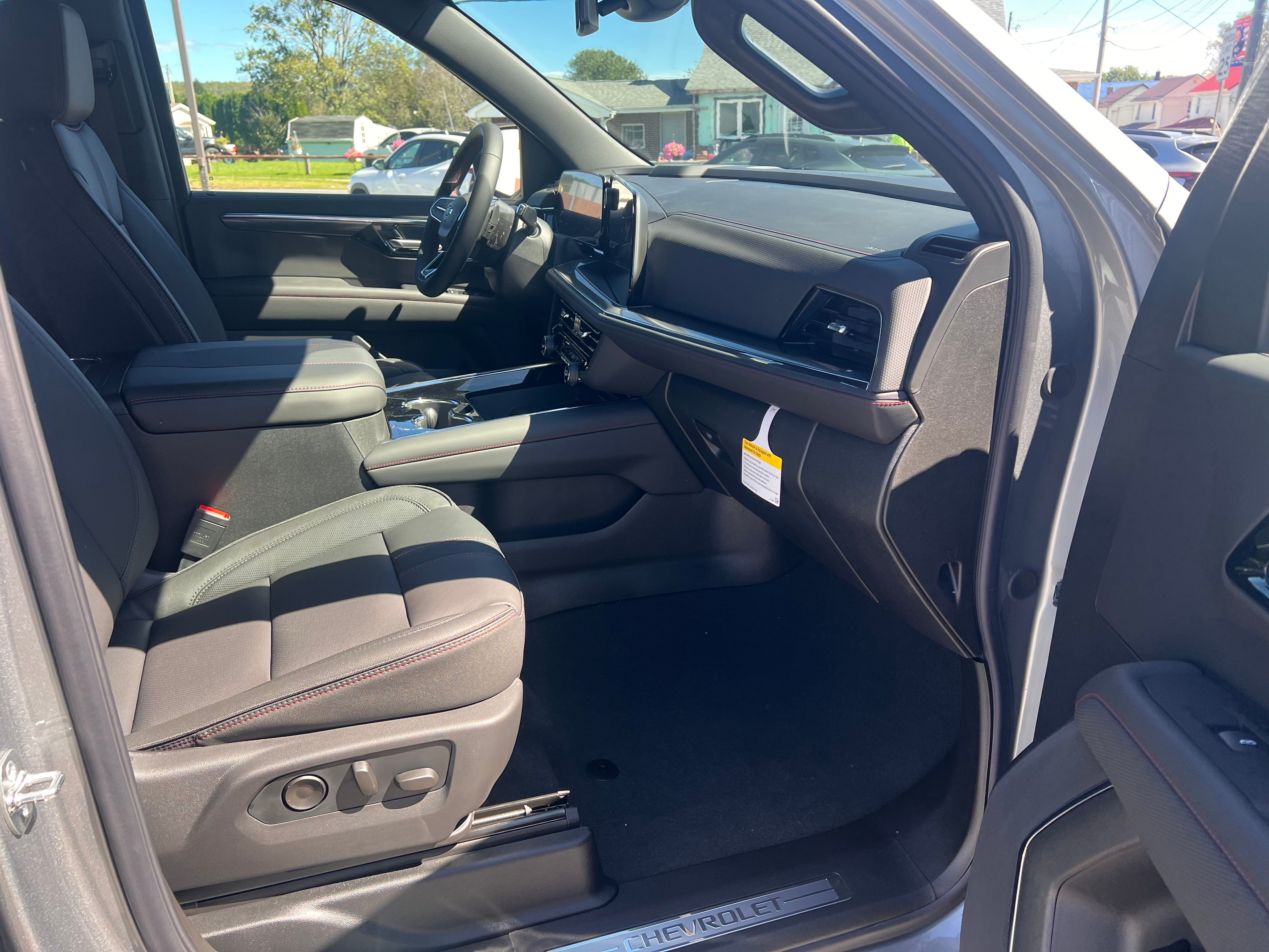 2026 Chevrolet Tahoe RST - Photo 16