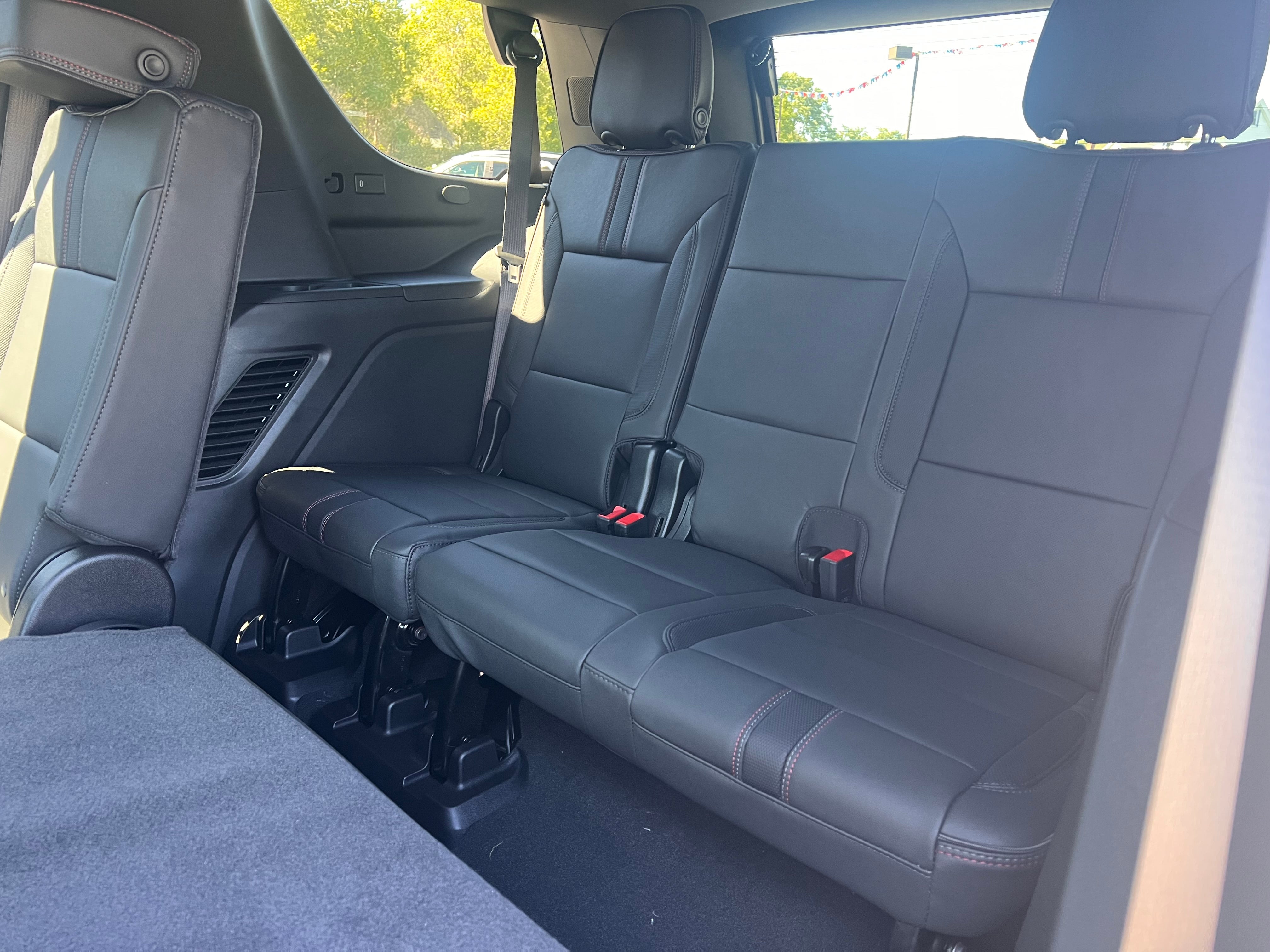 2026 Chevrolet Tahoe RST - Photo 18