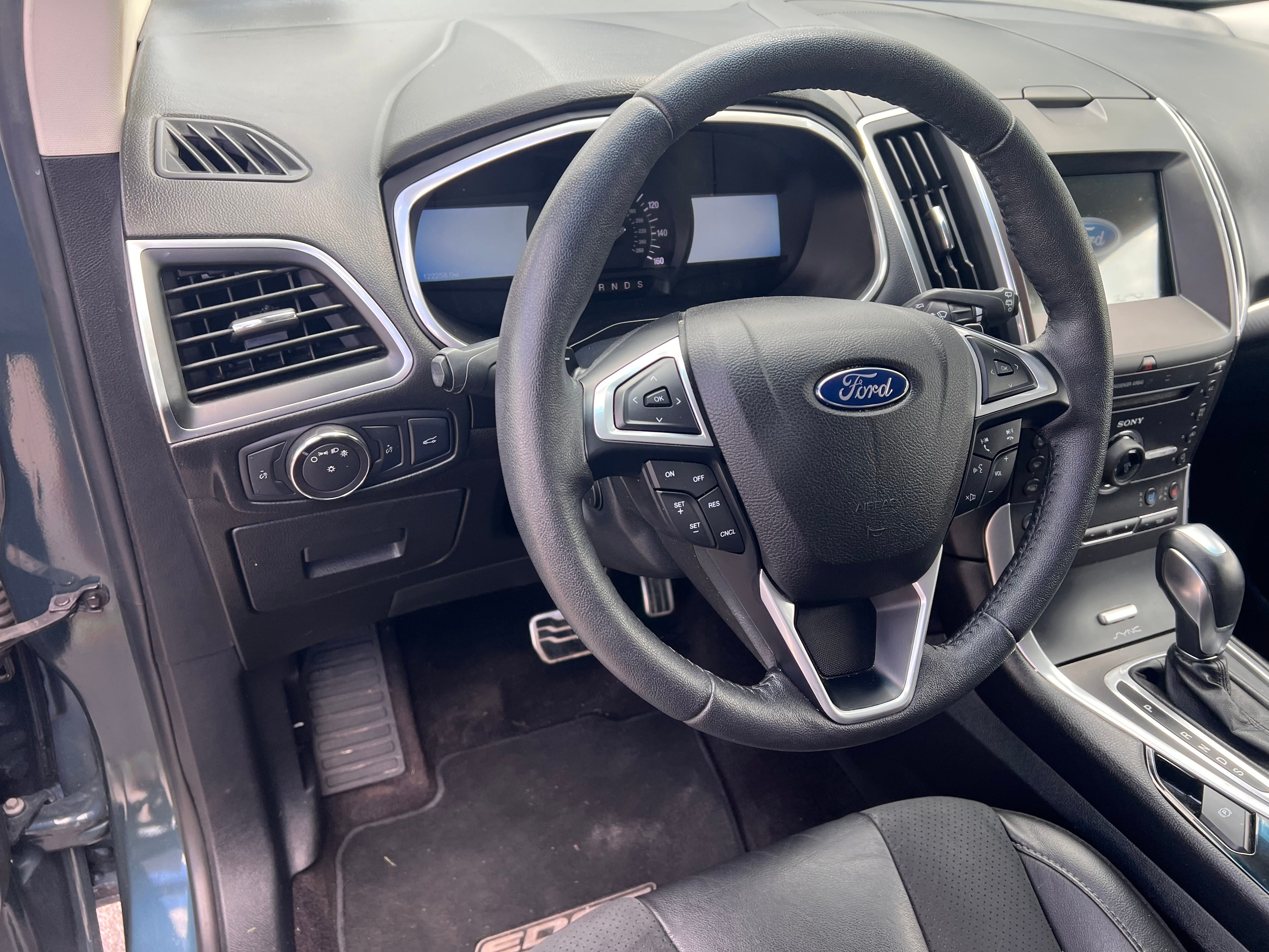 2016 Ford Edge Sport