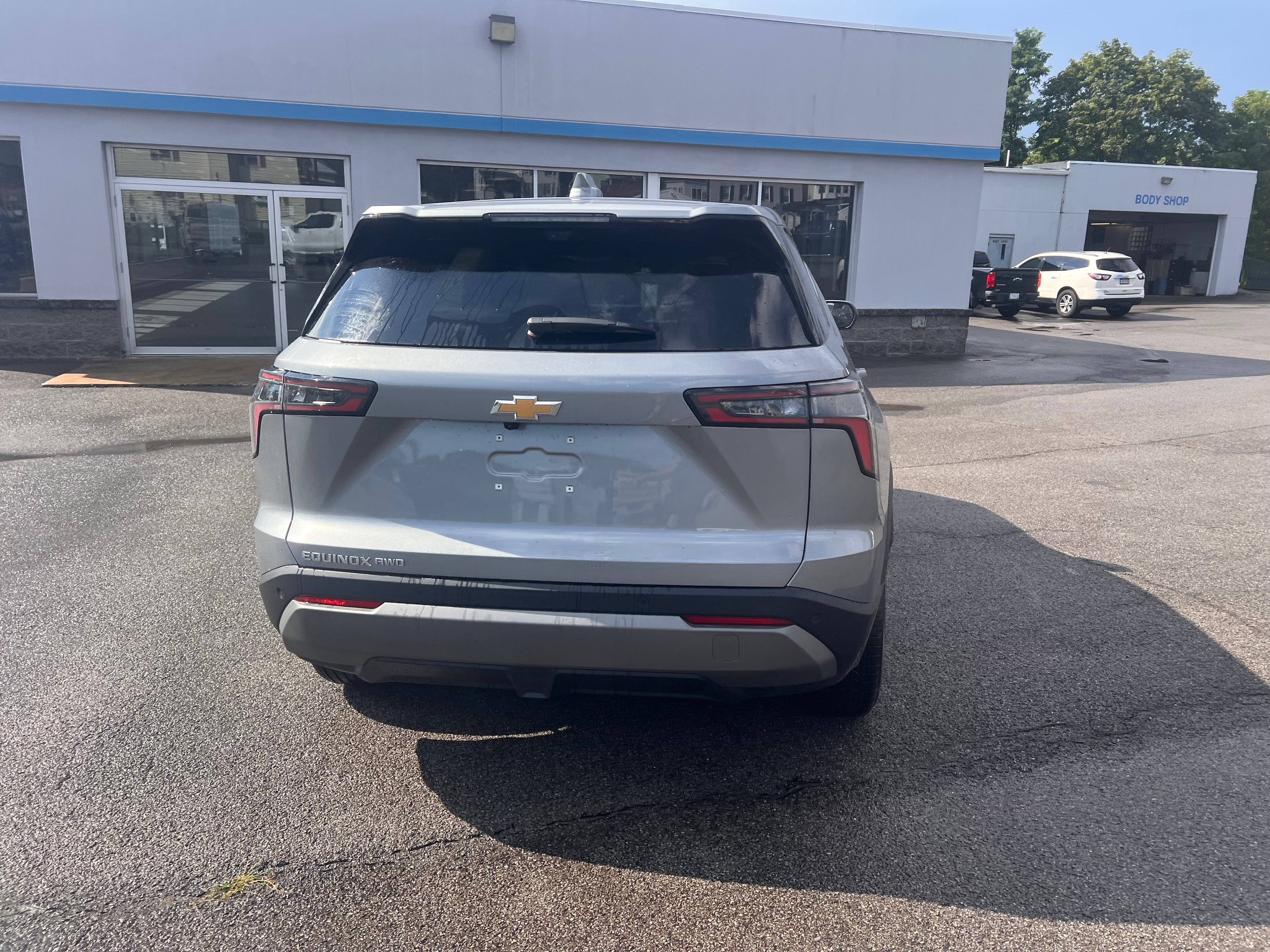 2027 Chevrolet Equinox LT
