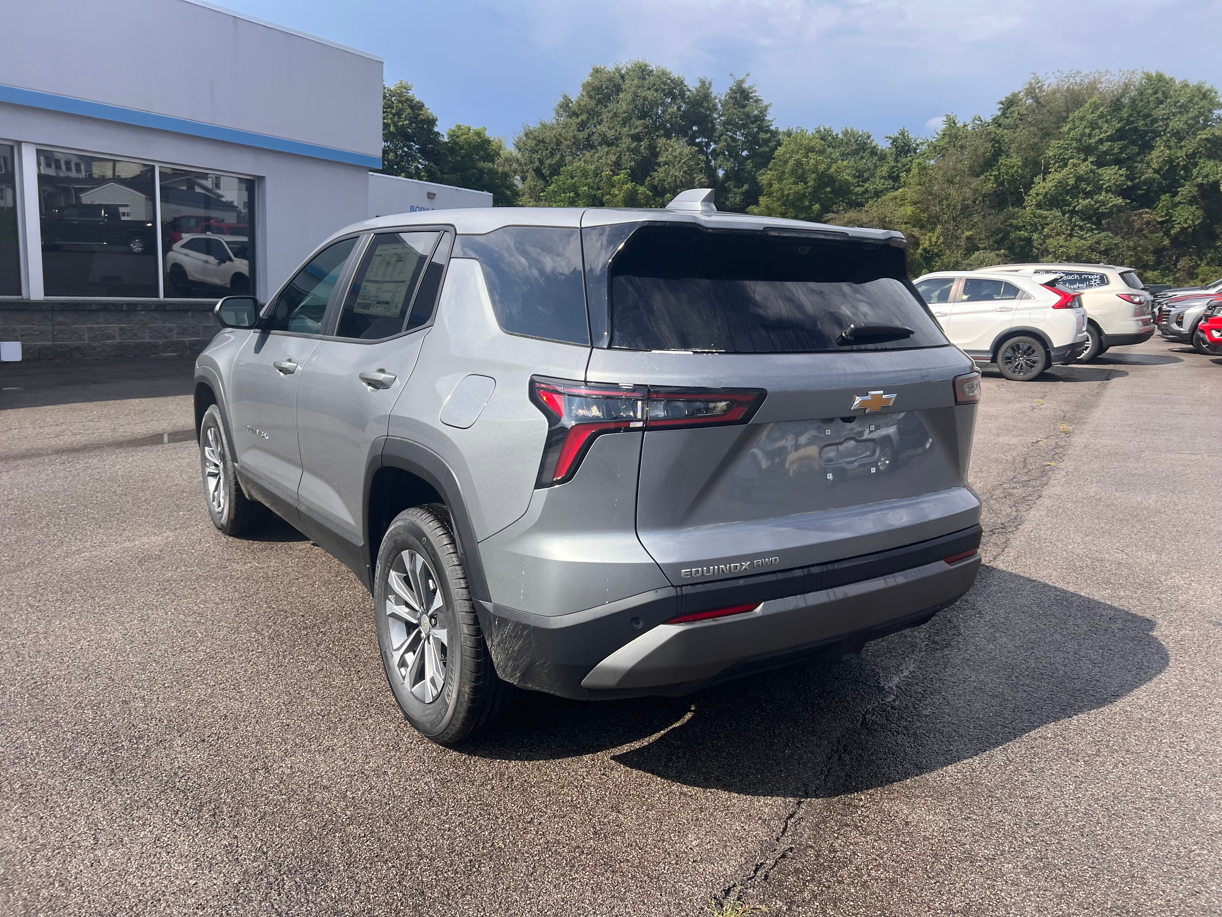 2027 Chevrolet Equinox LT