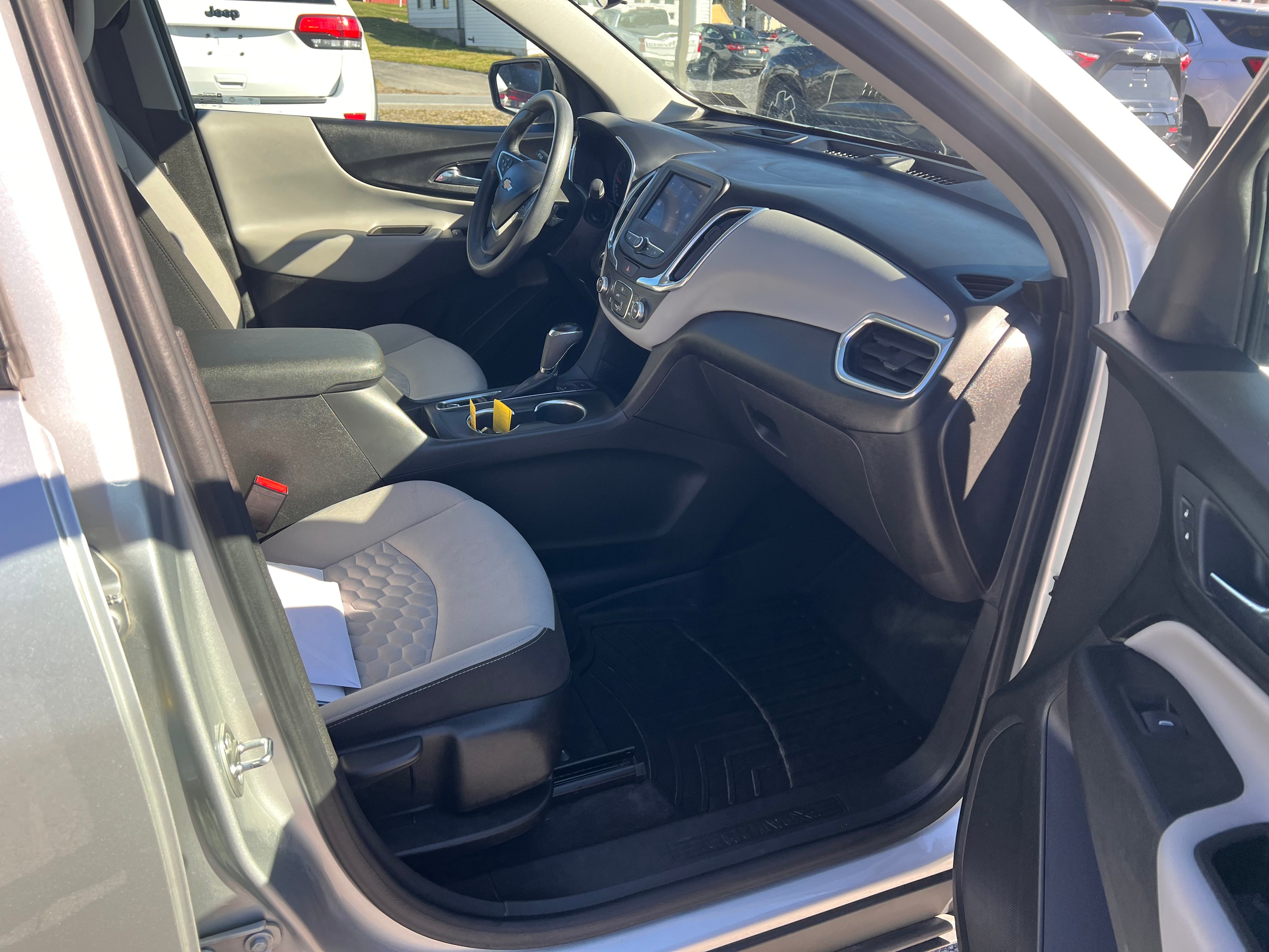 2021 Chevrolet Equinox LS