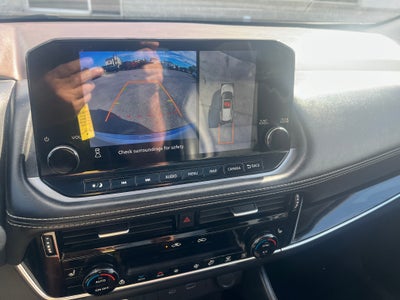 2022 Nissan Rogue SL