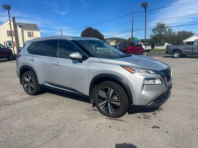 2022 Nissan Rogue SL