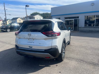 2022 Nissan Rogue SL