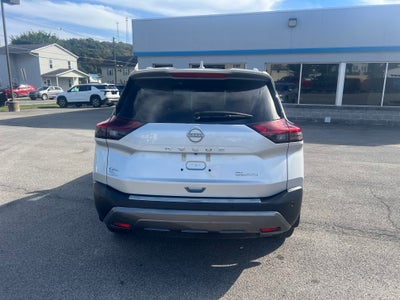 2022 Nissan Rogue SL