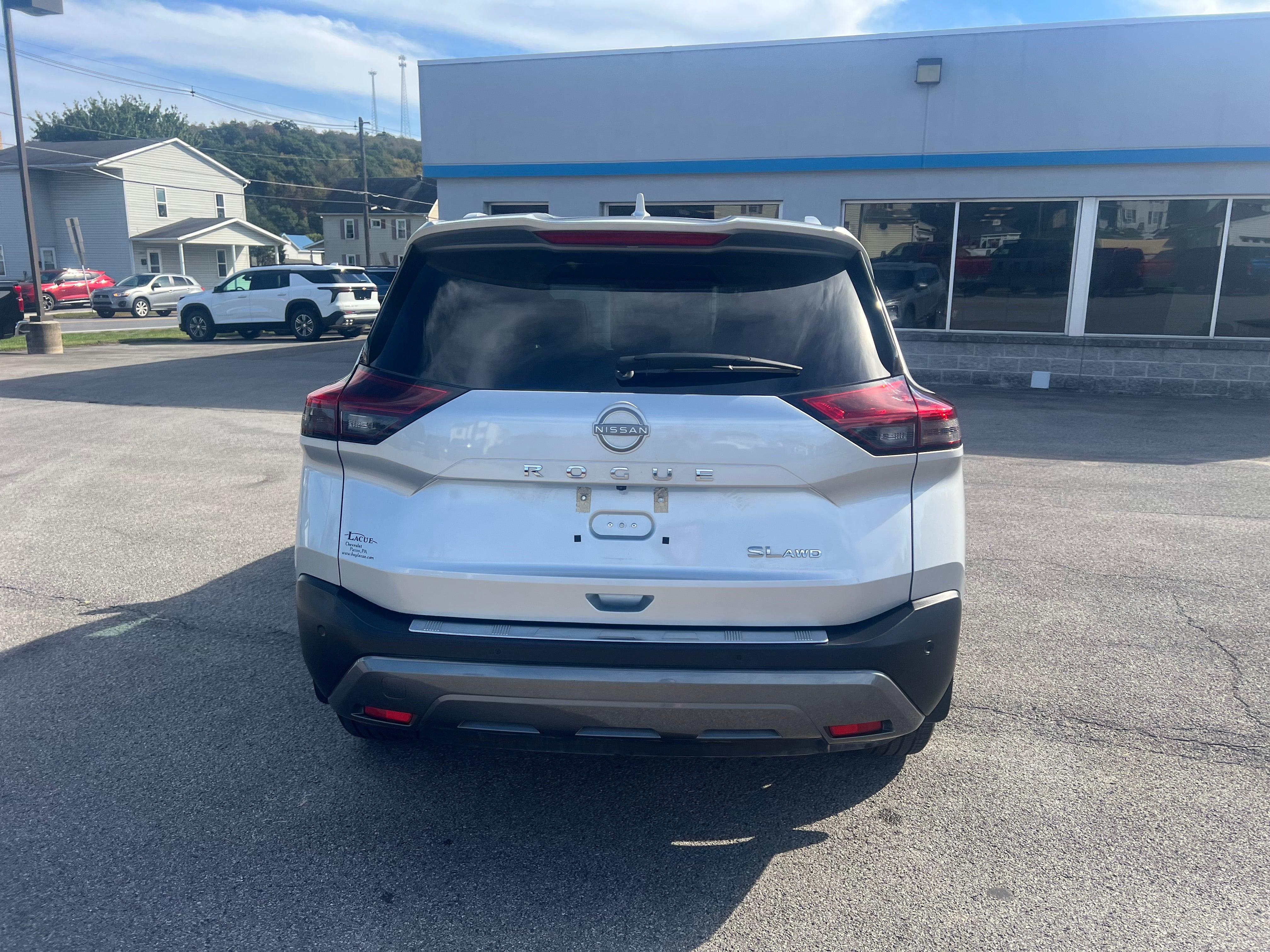 2022 Nissan Rogue SL